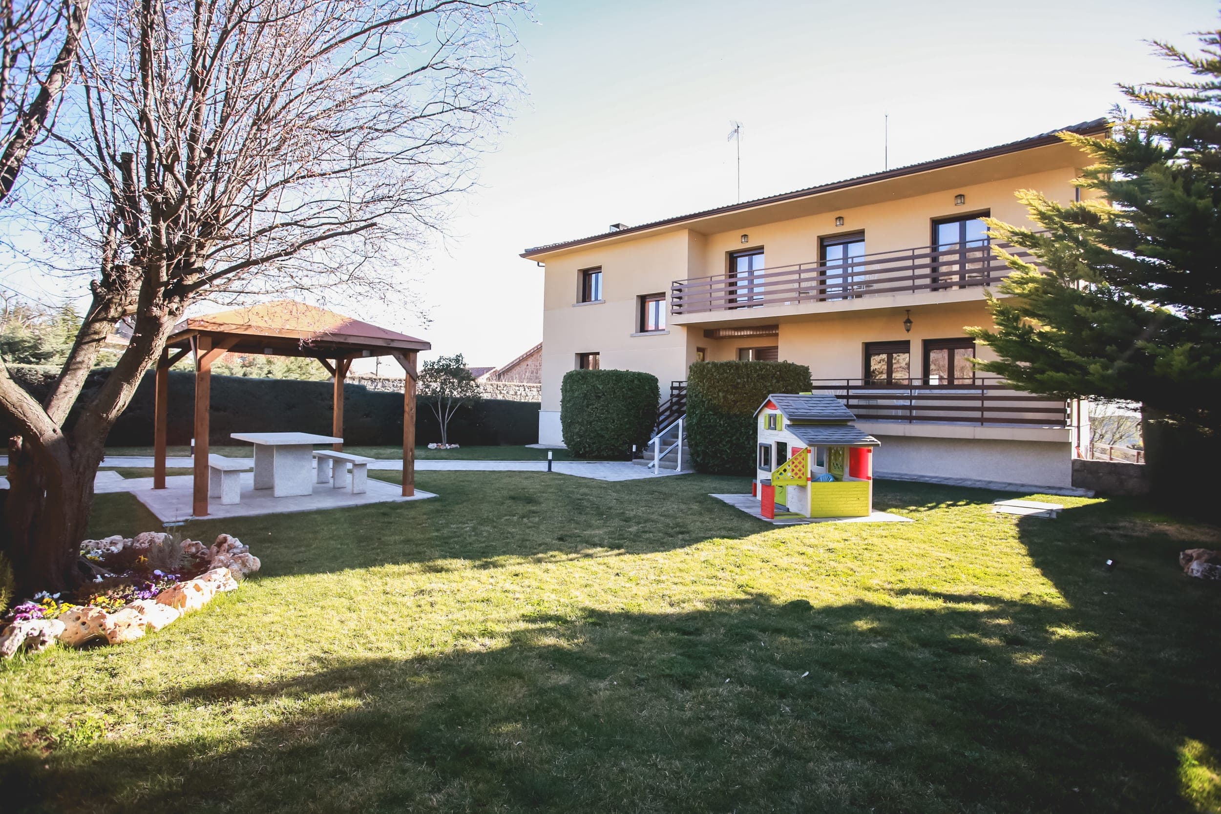 Casa Rural con piscina climatizada, sauna y jardin con barbacoa — foto 2