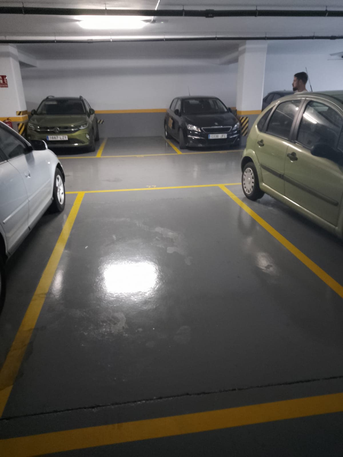 ALQUILER DE PLAZA DE GARAJE EN CÁCERES CIUDAD. — foto 3